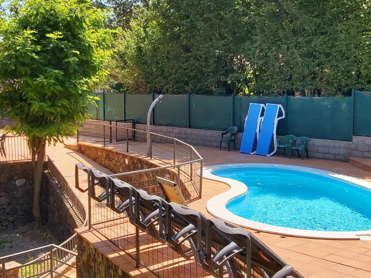 Apartamentos La Francesa Санта-Пау Екстер'єр фото