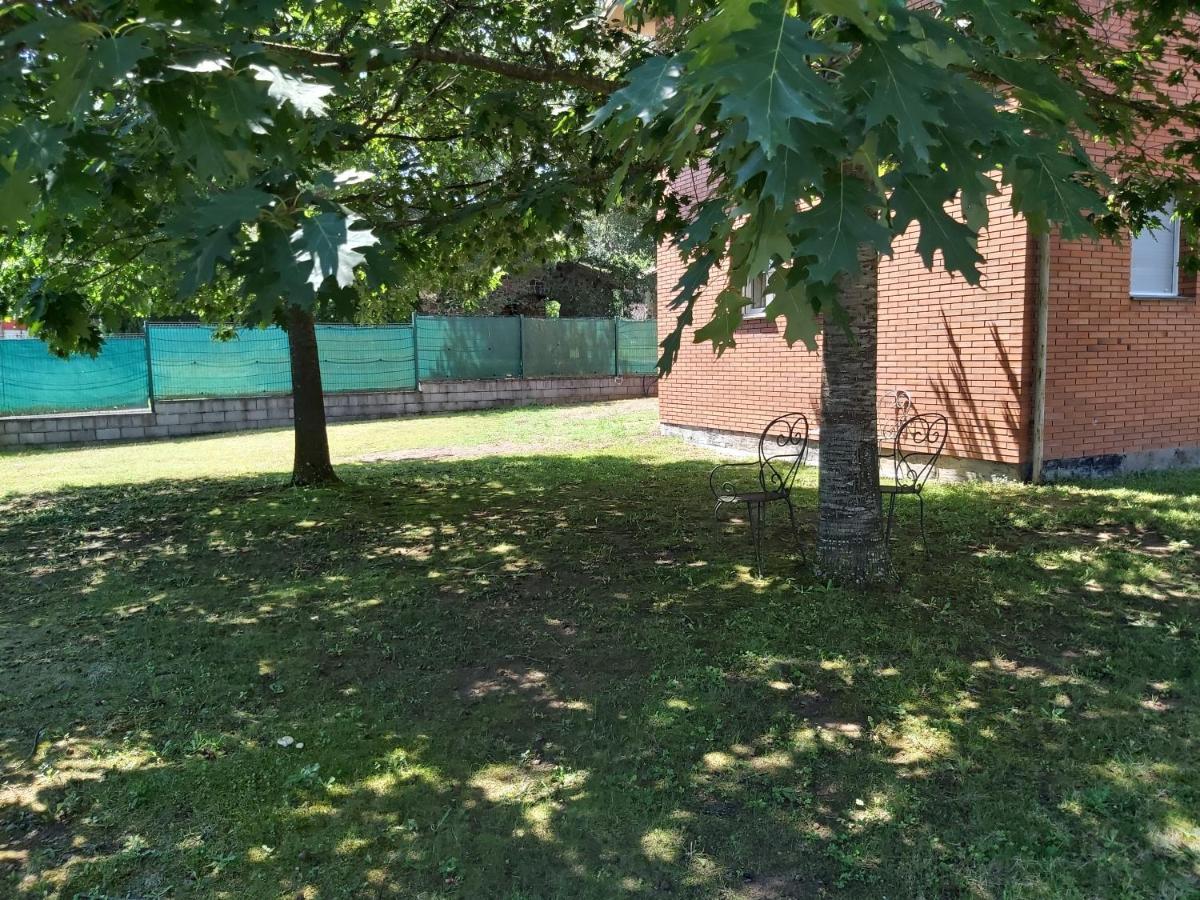 Apartamentos La Francesa Санта-Пау Екстер'єр фото