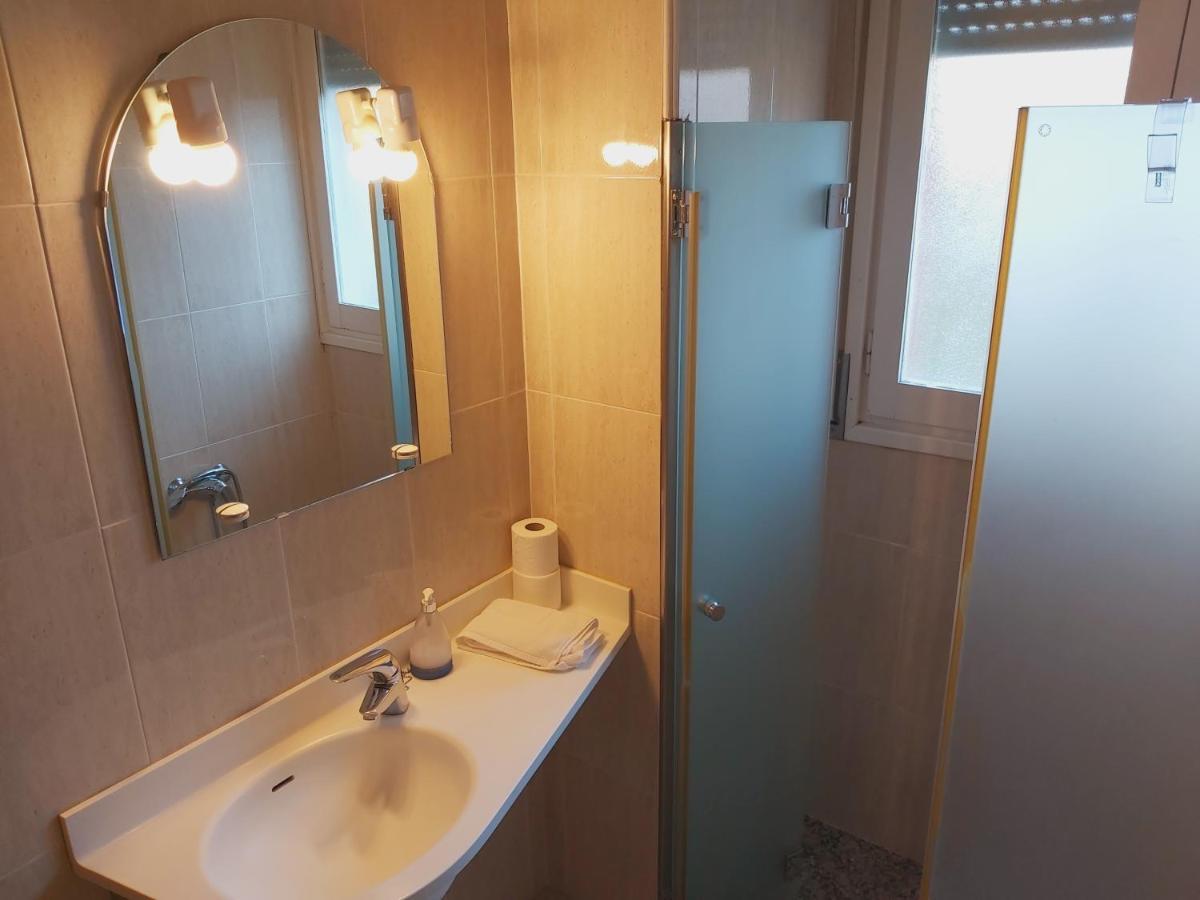 Apartamentos La Francesa Санта-Пау Екстер'єр фото