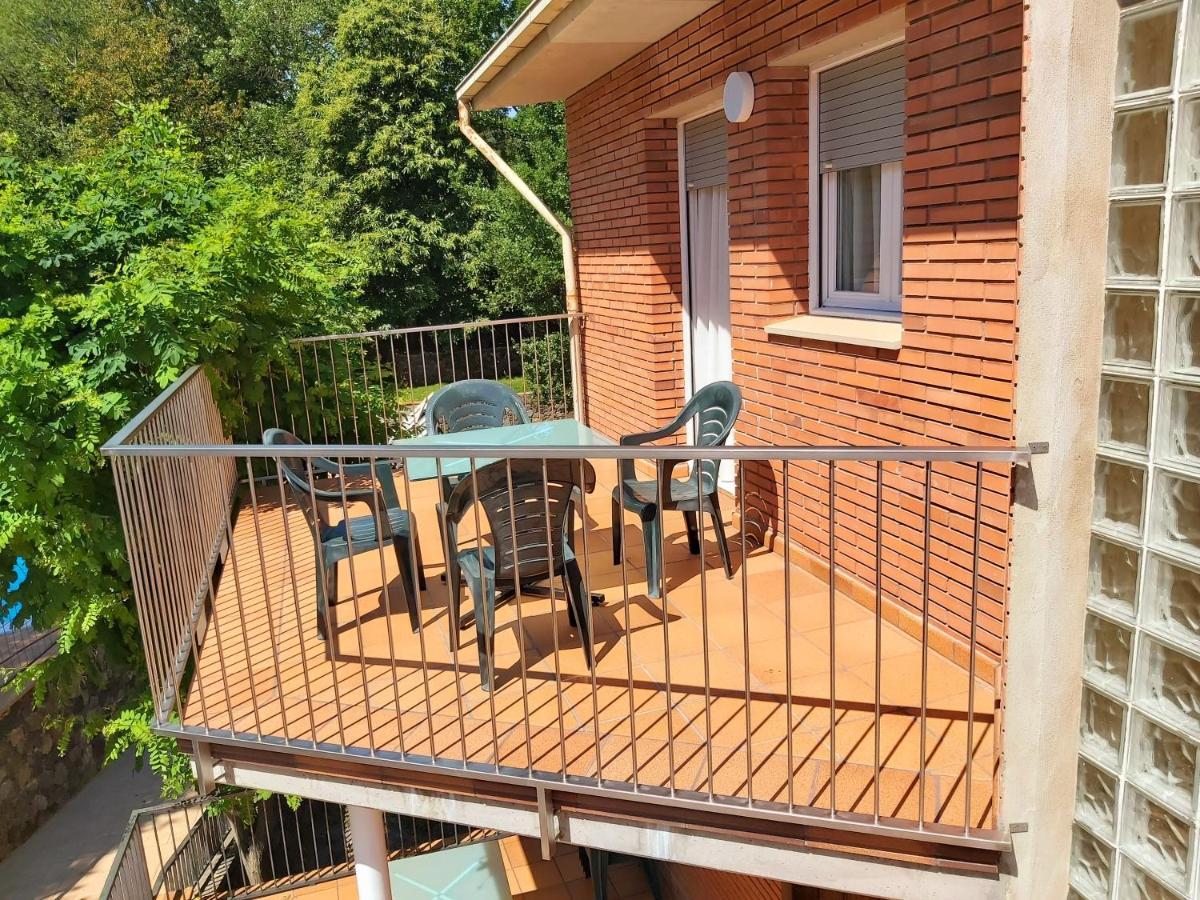 Apartamentos La Francesa Санта-Пау Екстер'єр фото